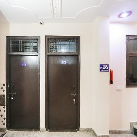 Spot On Main View Guest House Near Leisure Valley Park Gurgaon Luaran gambar