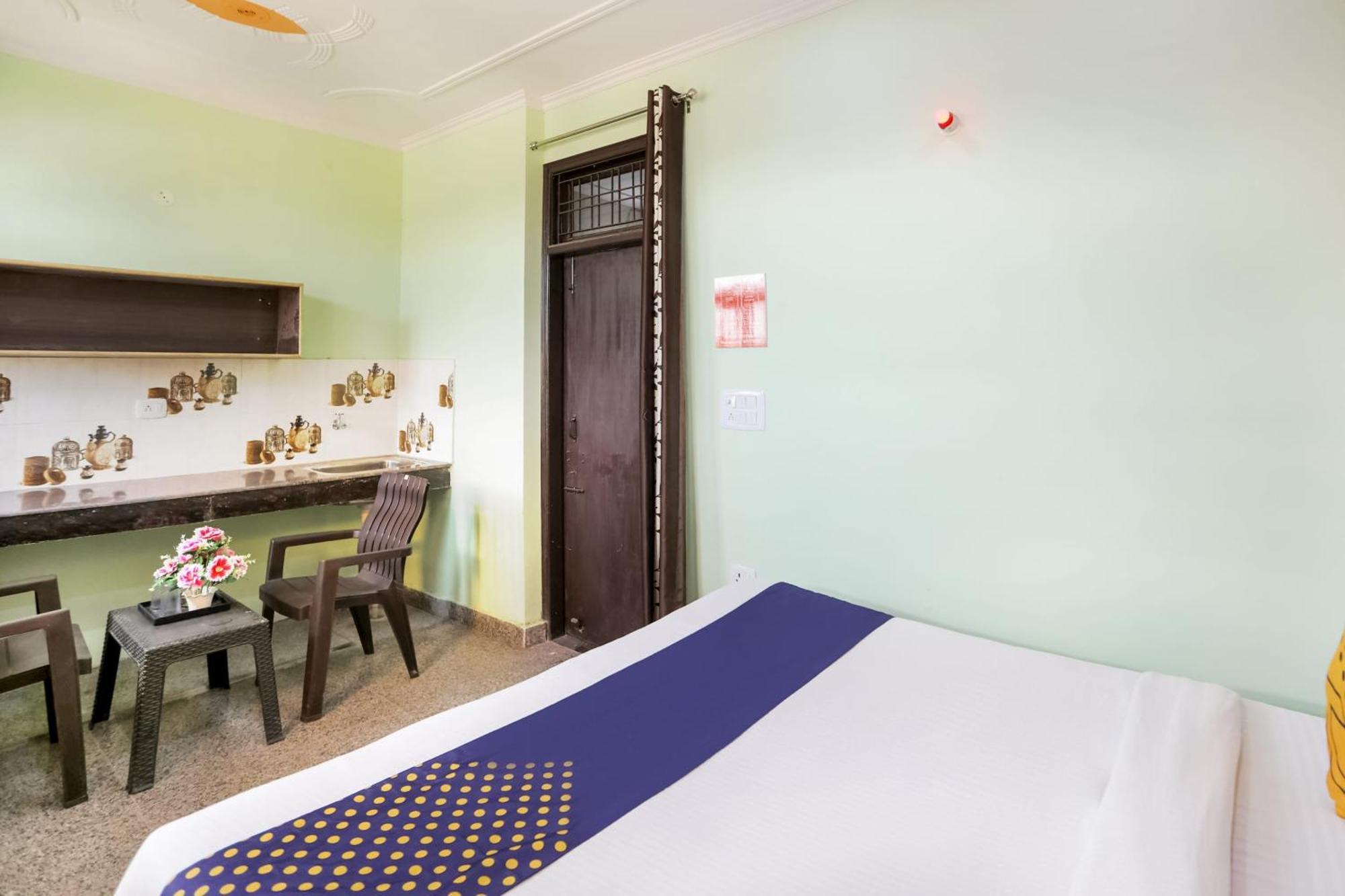 Spot On Main View Guest House Near Leisure Valley Park Gurgaon Luaran gambar